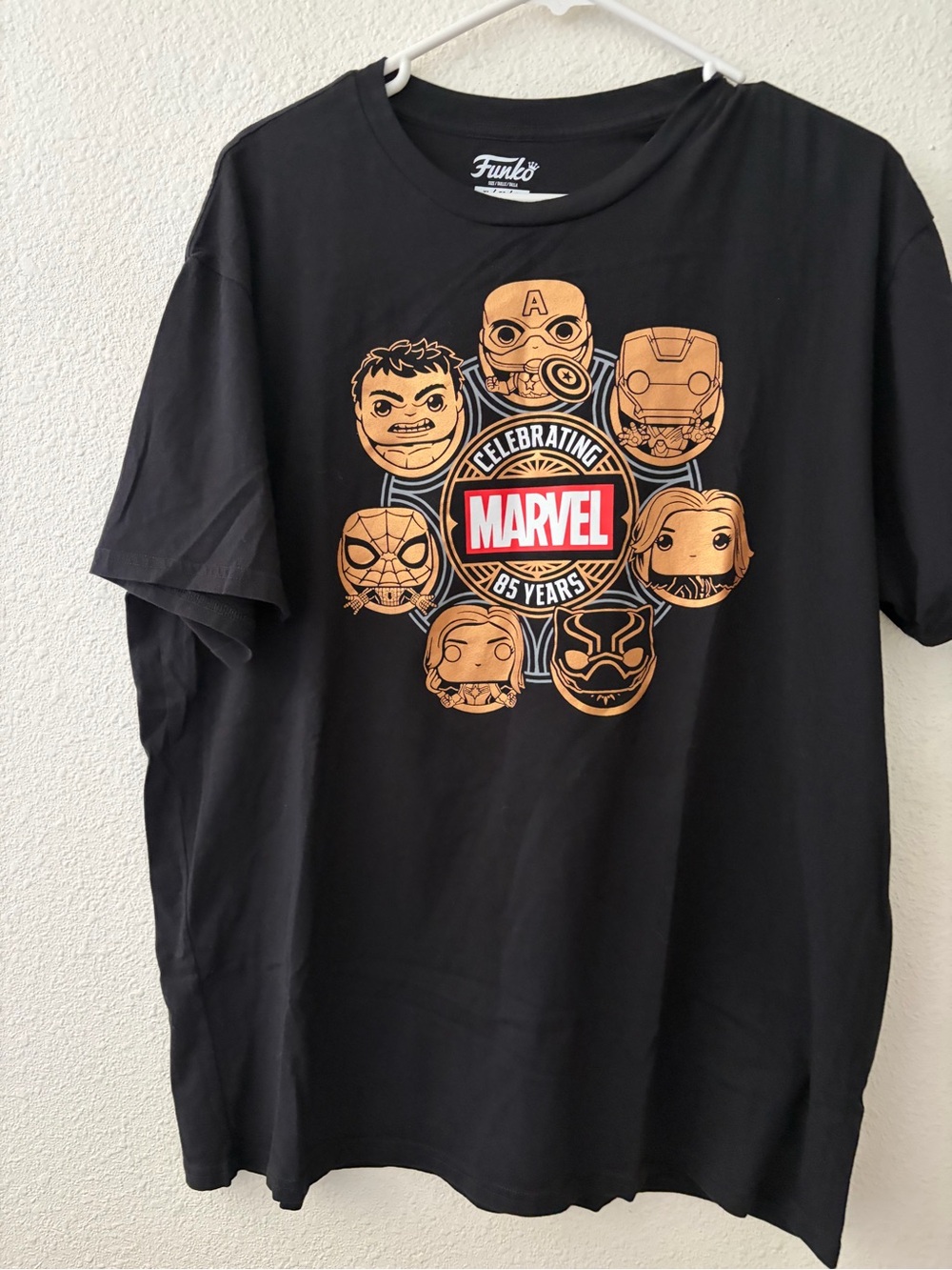 Funko Pop Tee Marvel Collector Corps 85 Years Shirt Black Gold Size XL NWOT